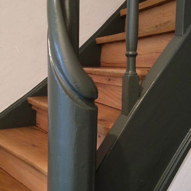 Rückgebäude Geländerpfosten